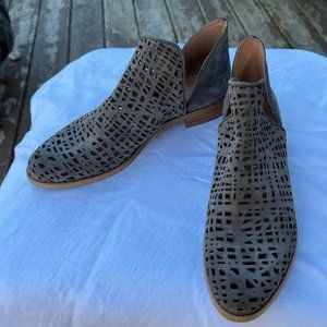 Ron White Bootie, size 40